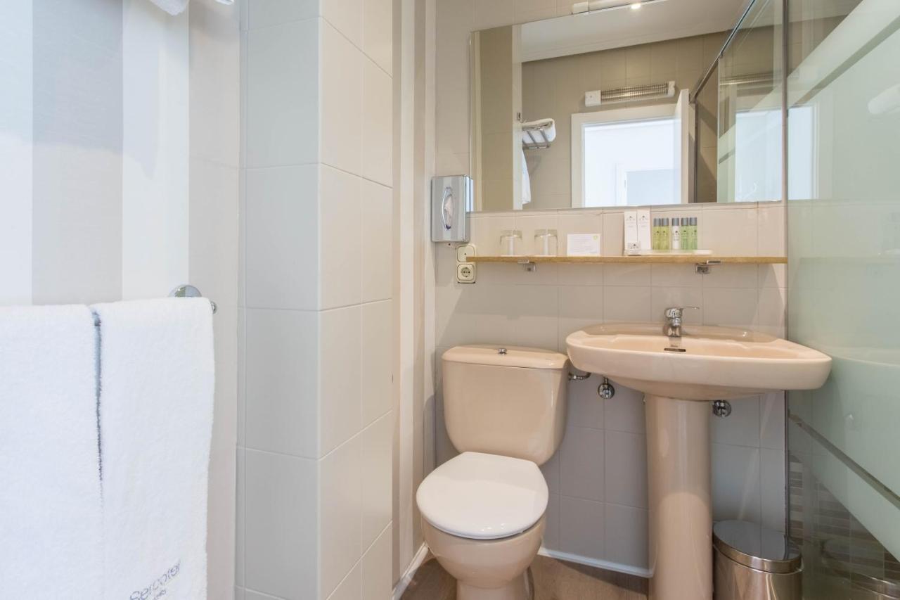 Sercotel Apartamentos Europa San Sebastian Buitenkant foto