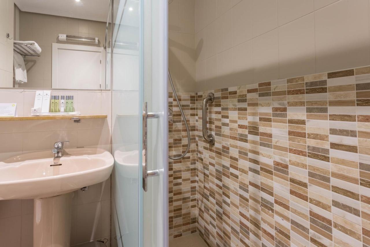 Sercotel Apartamentos Europa San Sebastian Buitenkant foto